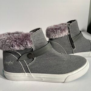 Blowfish Mojie Mid Top Sneakers Faux Fur Canvas Side Zipper woman Size